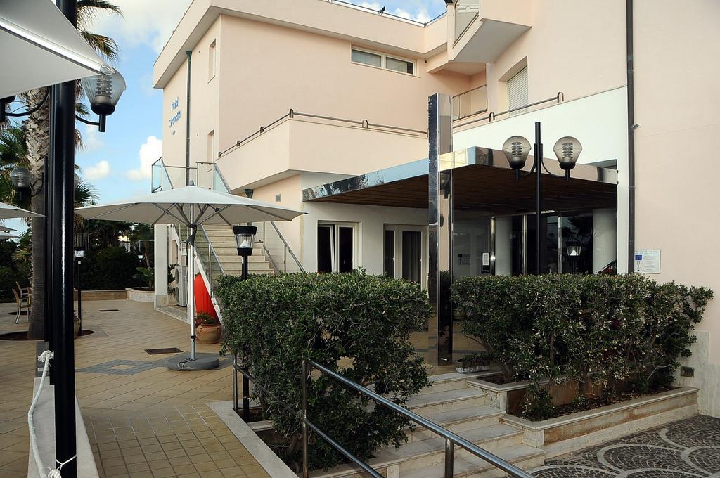 Hotel Sirenetta Isola delle Femmine Exterior photo